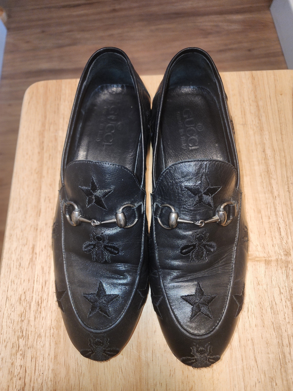 Gucci Men’s Black Leather Horsebit Loafers with Star Embroidery - Picture 2 of 6